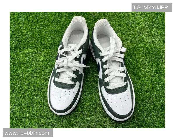 耐克为中超前四球队定制鞋款吧友们会选择购买吗 耐克为中超前四球队定制鞋款吧友们会选择购买吗